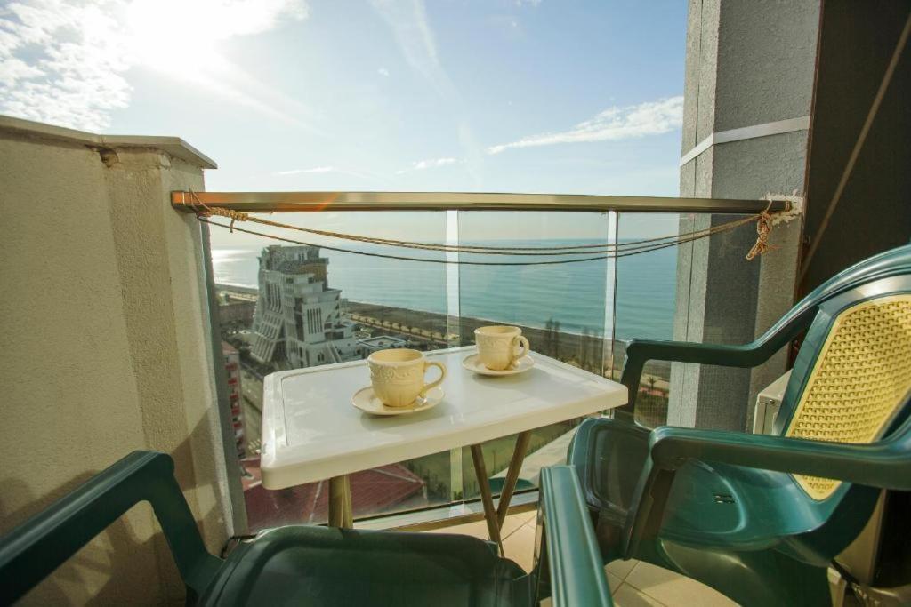 Luxury Apartments Μπατούμι Εξωτερικό φωτογραφία