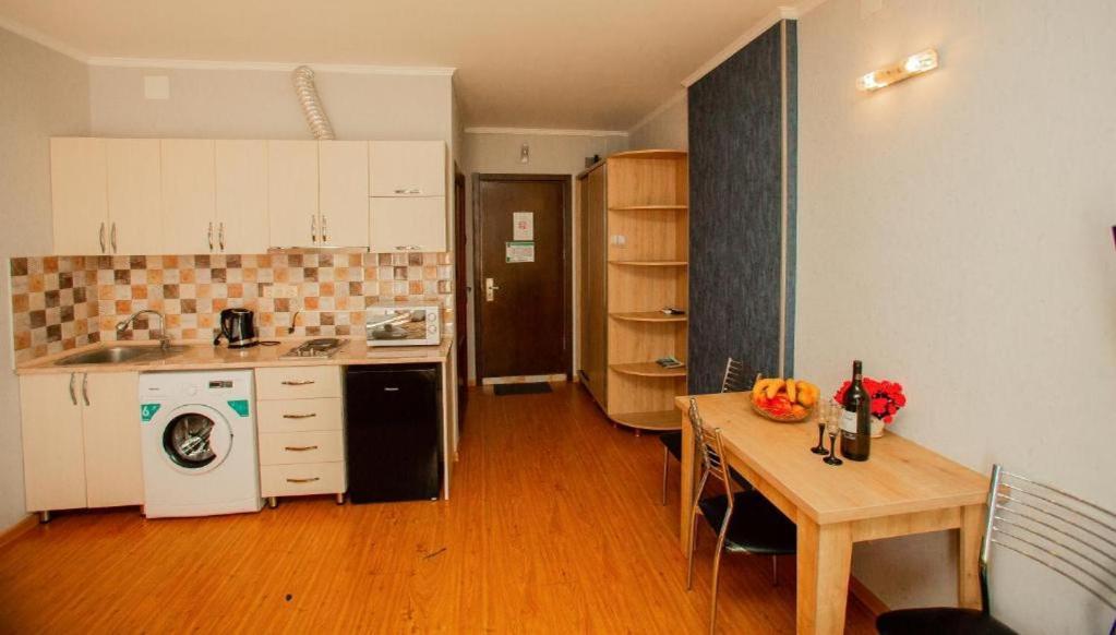 Luxury Apartments Μπατούμι Εξωτερικό φωτογραφία